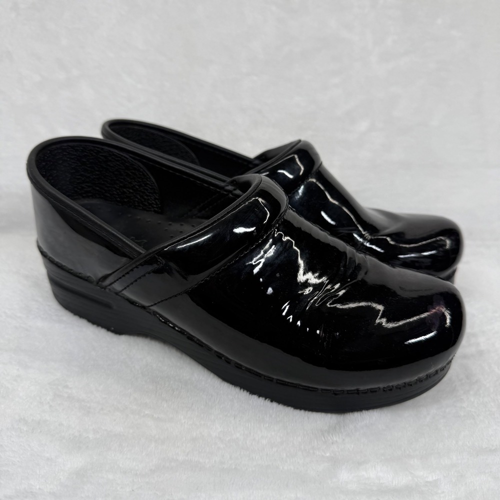 Dansko Professional Black Patent Leather Clogs Womens 39 Nursing Work Shoes